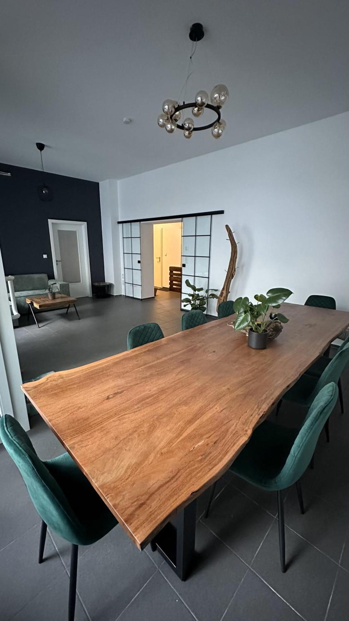 Upperroom - Apartment *